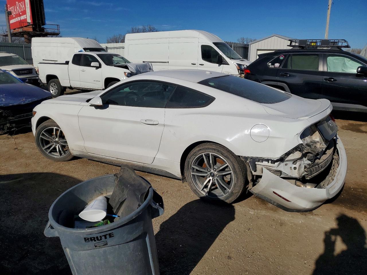 2015 FORD MUSTANG photo 3