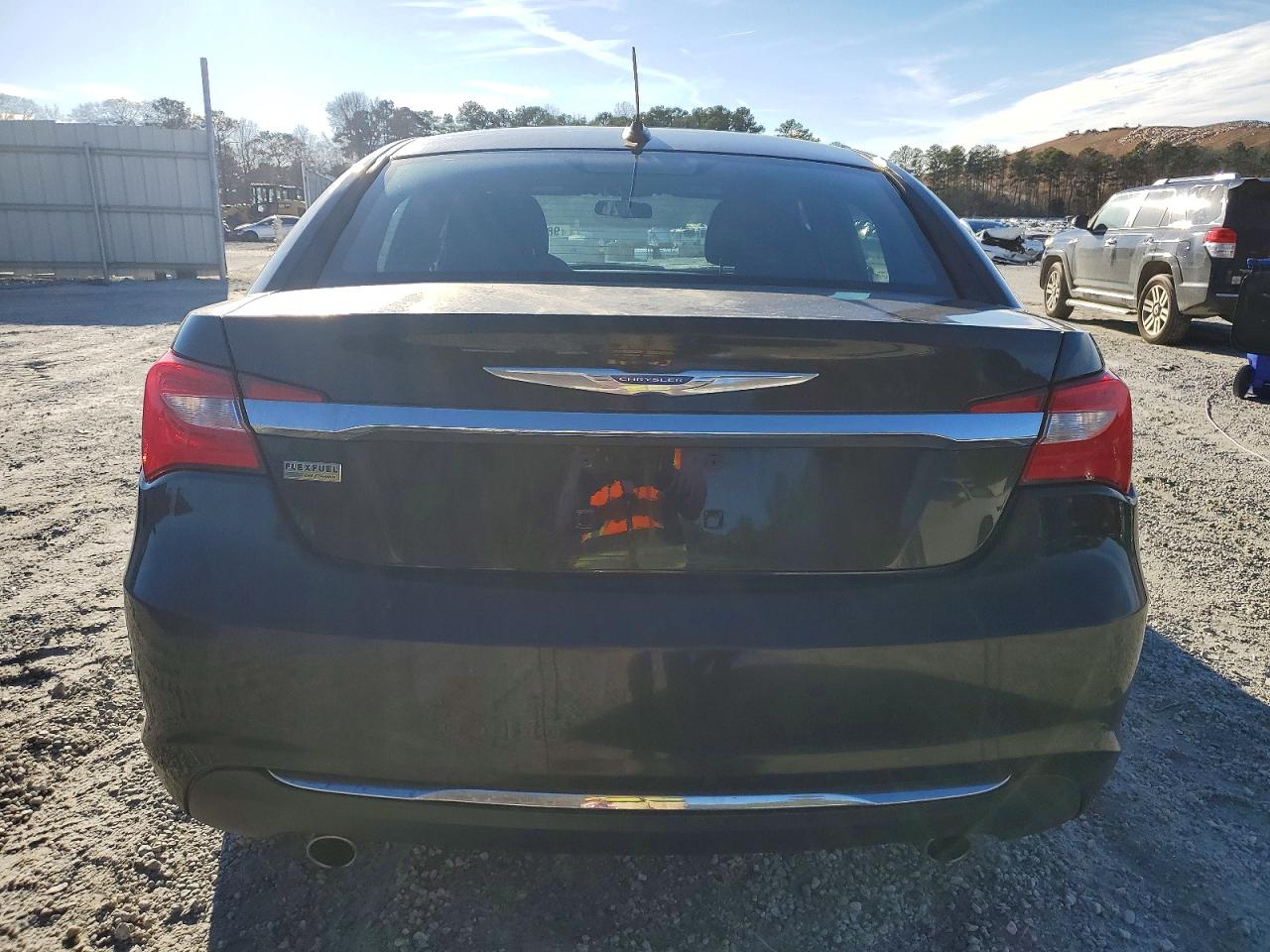 2013 CHRYSLER 200 TOURING photo 6