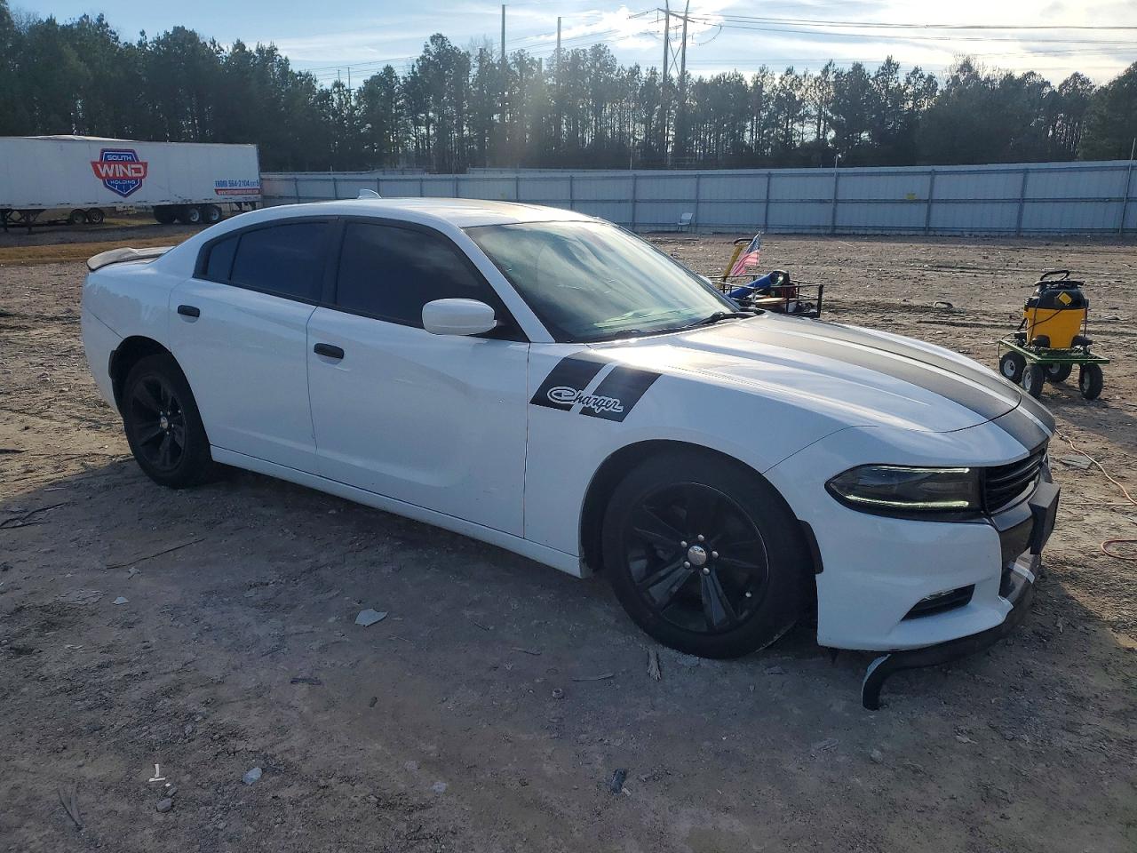 2018 DODGE CHARGER SXT PLUS photo 4