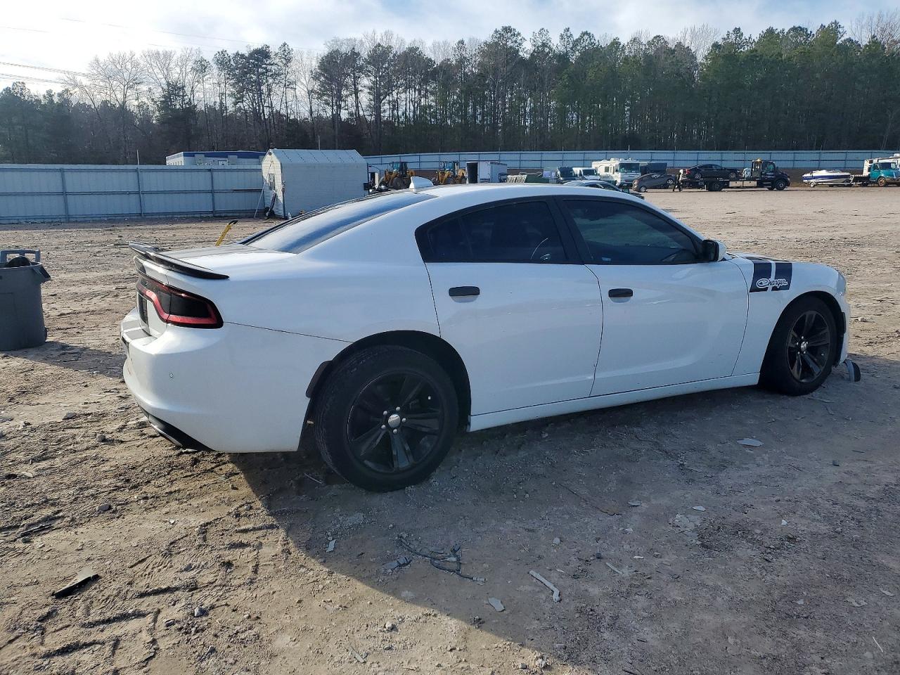 2018 DODGE CHARGER SXT PLUS photo 3