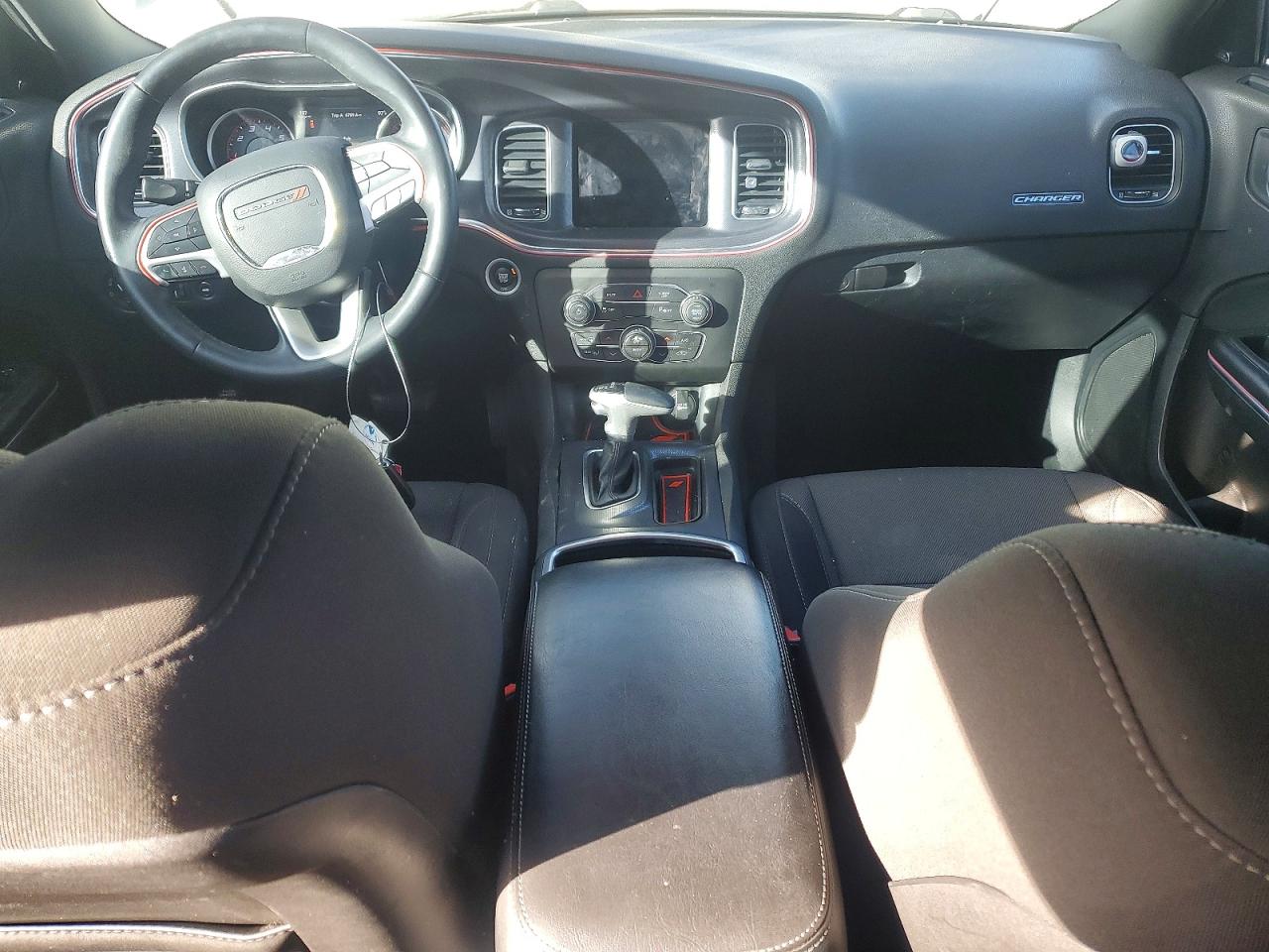 2018 DODGE CHARGER SXT PLUS photo 8