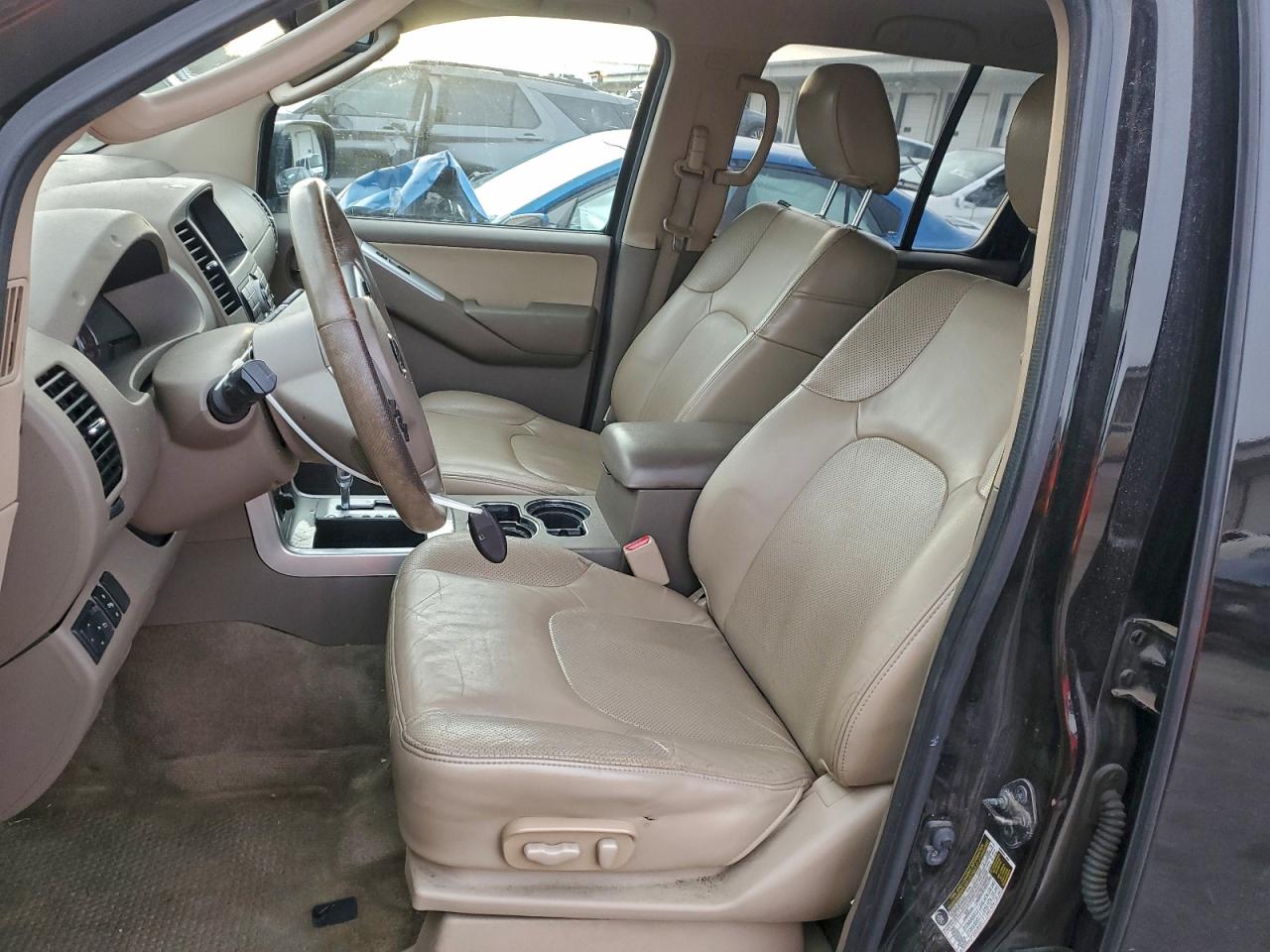 2012 NISSAN PATHFINDER S photo 7