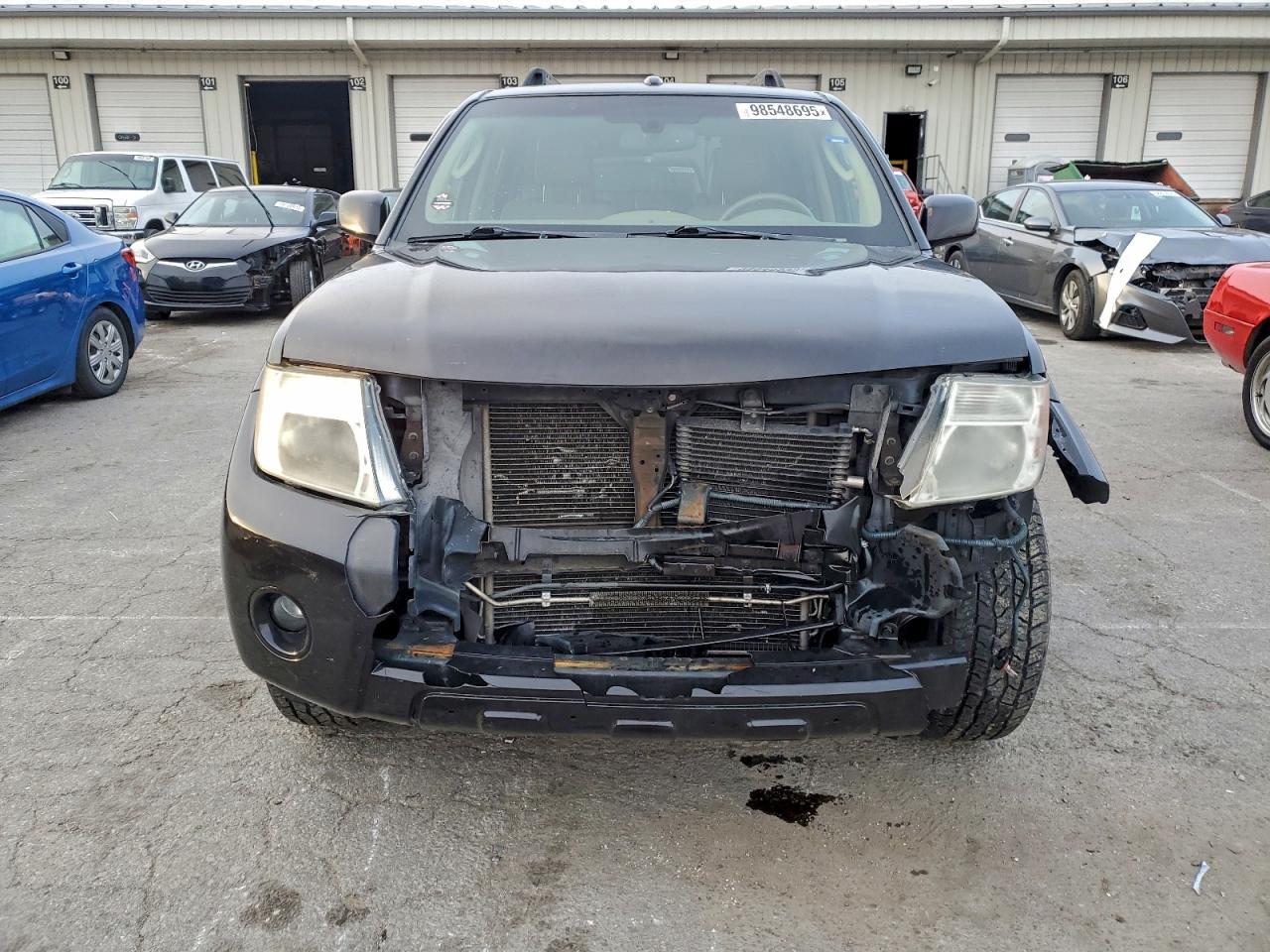 2012 NISSAN PATHFINDER S photo 5