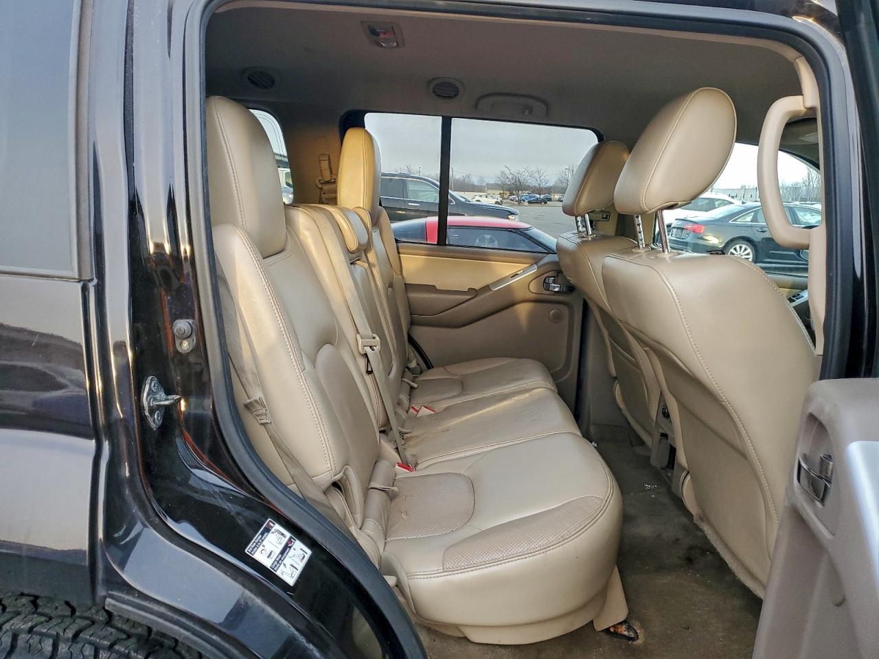 2012 NISSAN PATHFINDER S photo 11