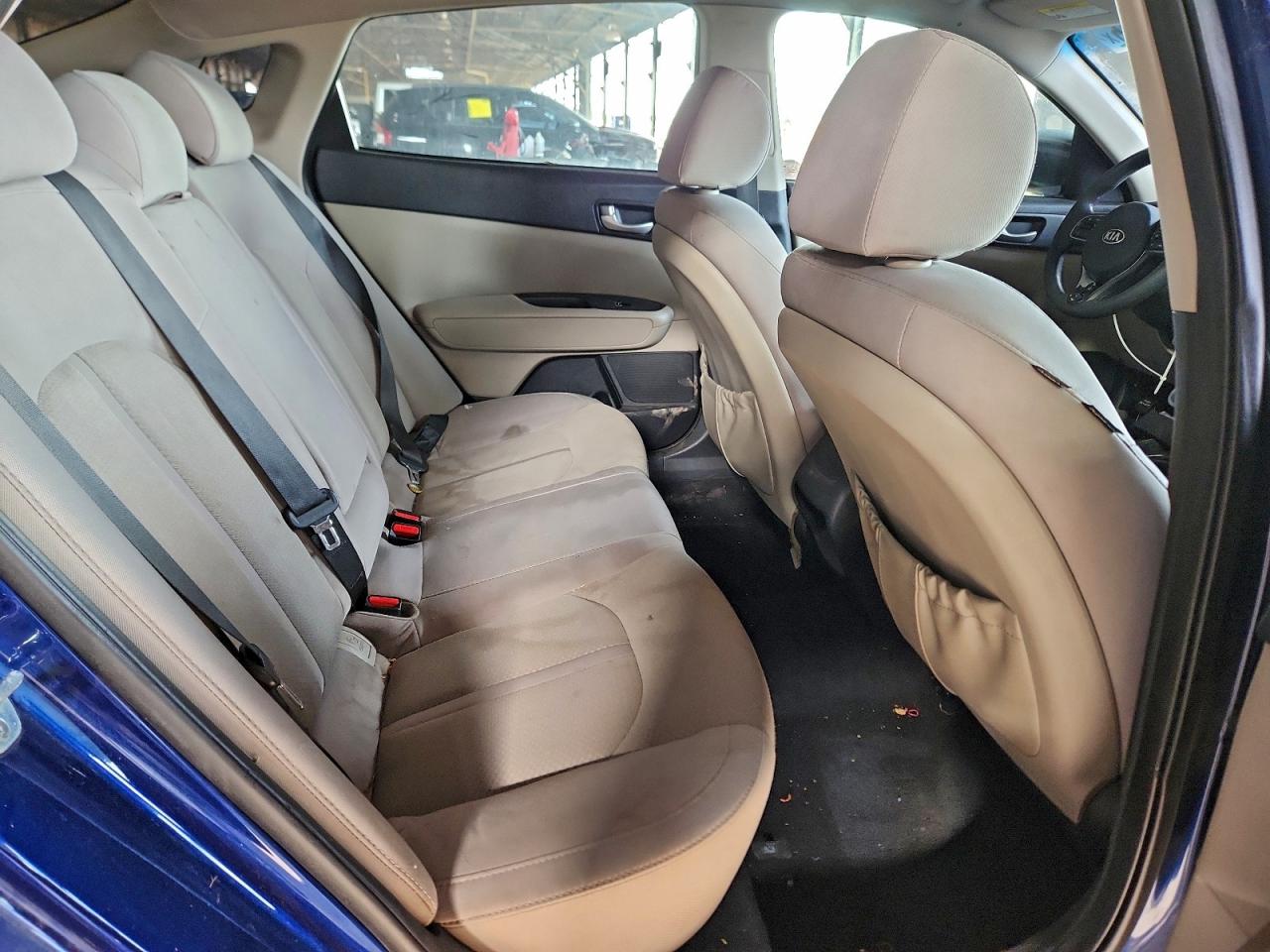 2016 KIA OPTIMA LX photo 10
