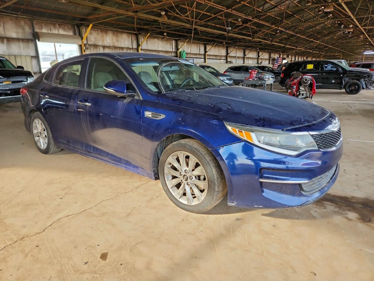 2016 KIA OPTIMA LX photo 4