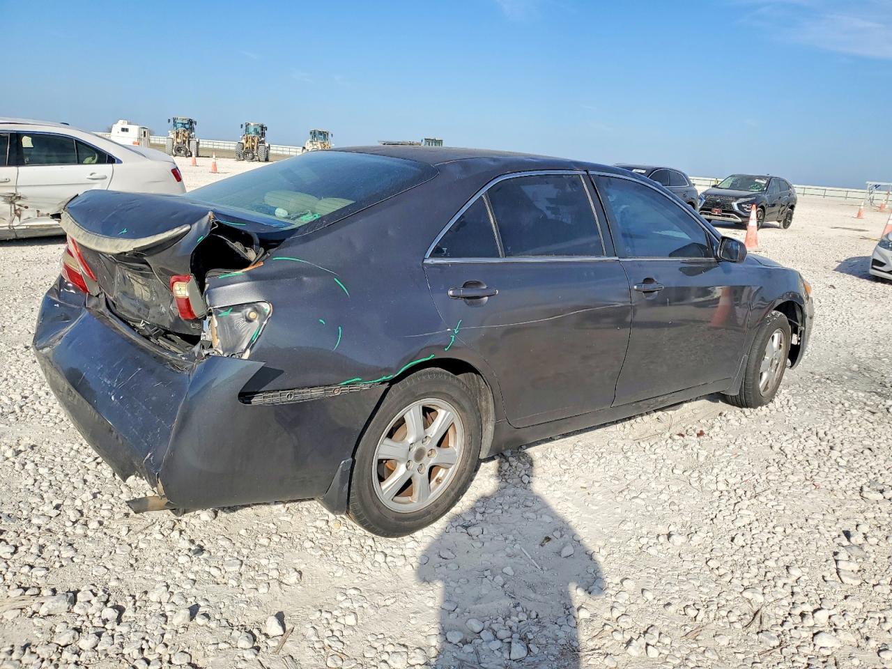 2009 TOYOTA CAMRY BASE photo 3