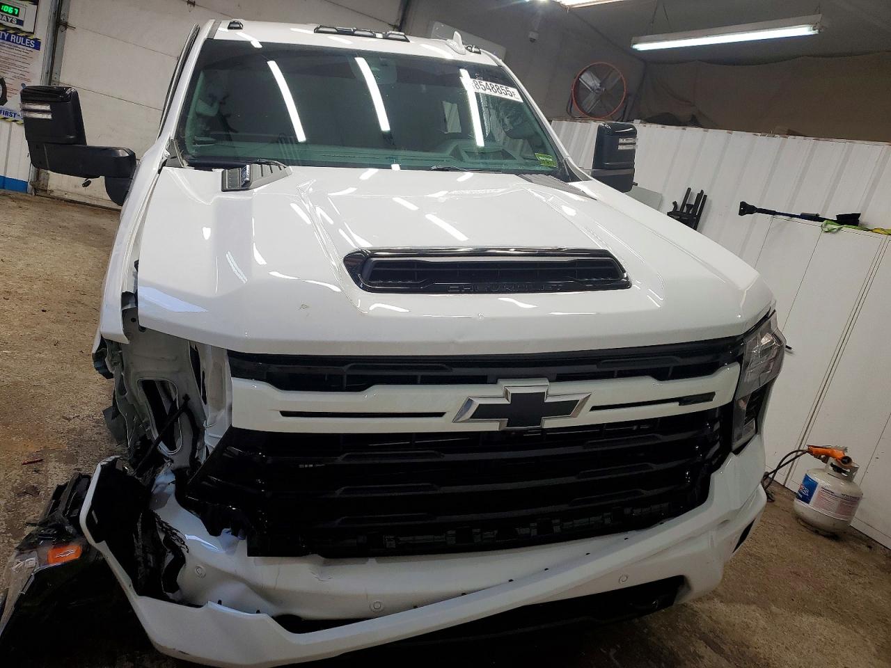 2024 CHEVROLET SILVERADO K2500 HEAVY DUTY LTZ photo 5