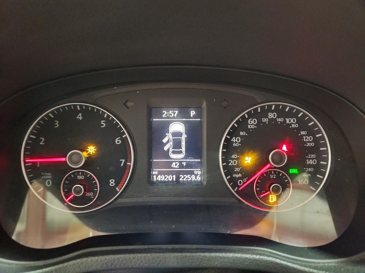 2015 VOLKSWAGEN PASSAT SE photo 9