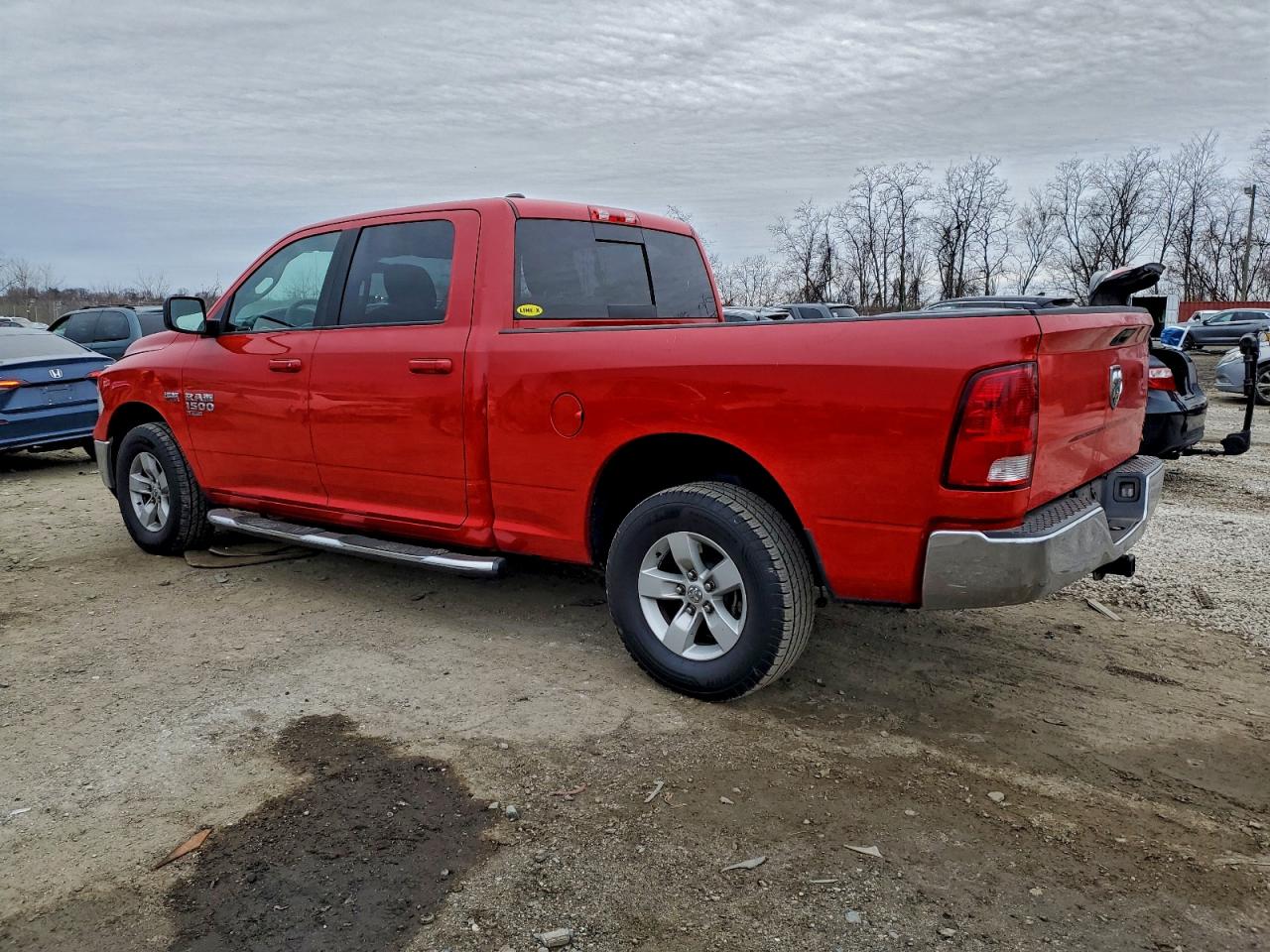 2019 RAM 1500 CLASSIC SLT photo 2
