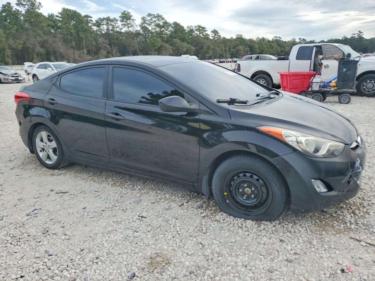 2013 HYUNDAI ELANTRA GLS photo 4