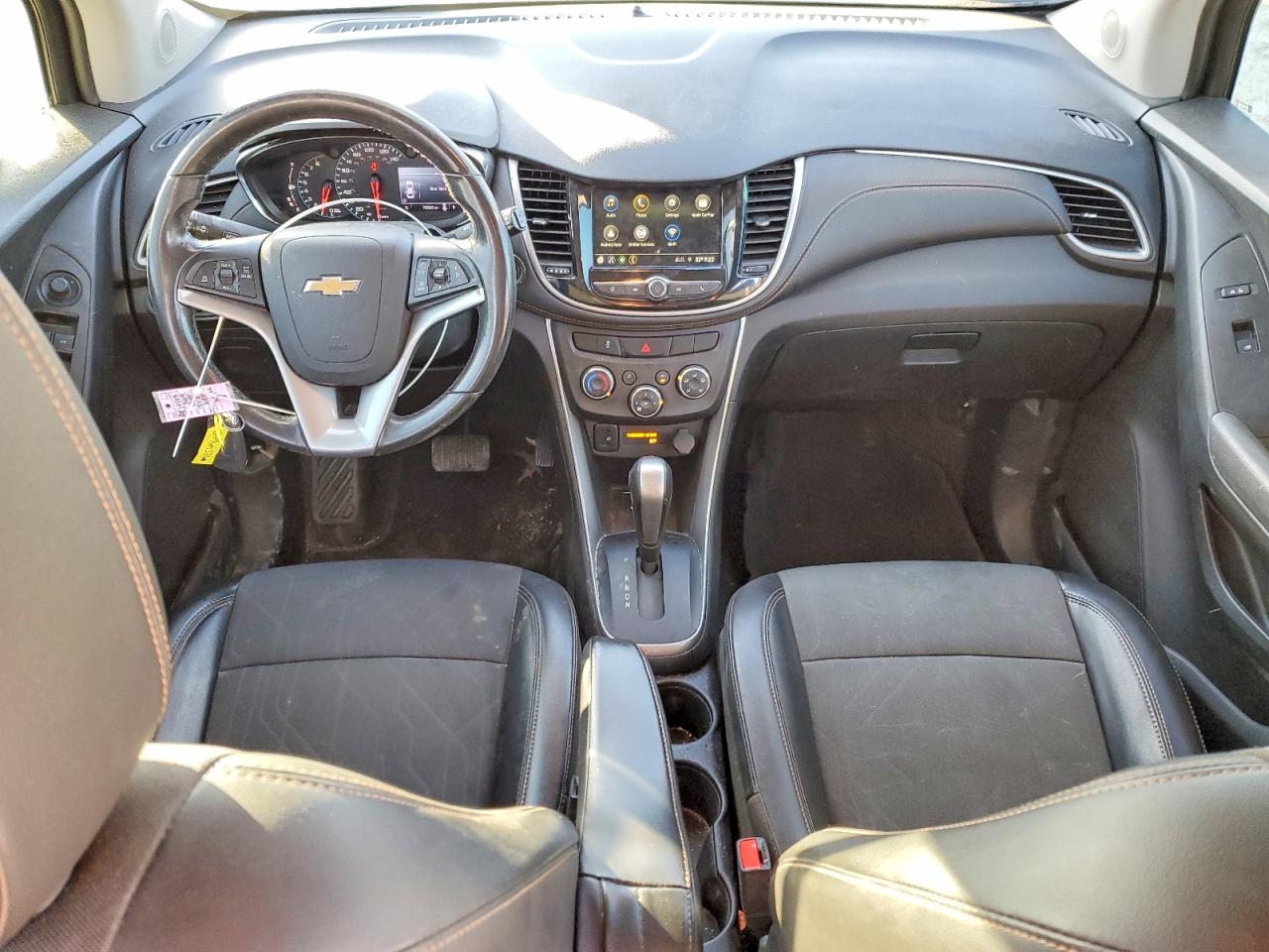2019 CHEVROLET TRAX 1LT photo 8