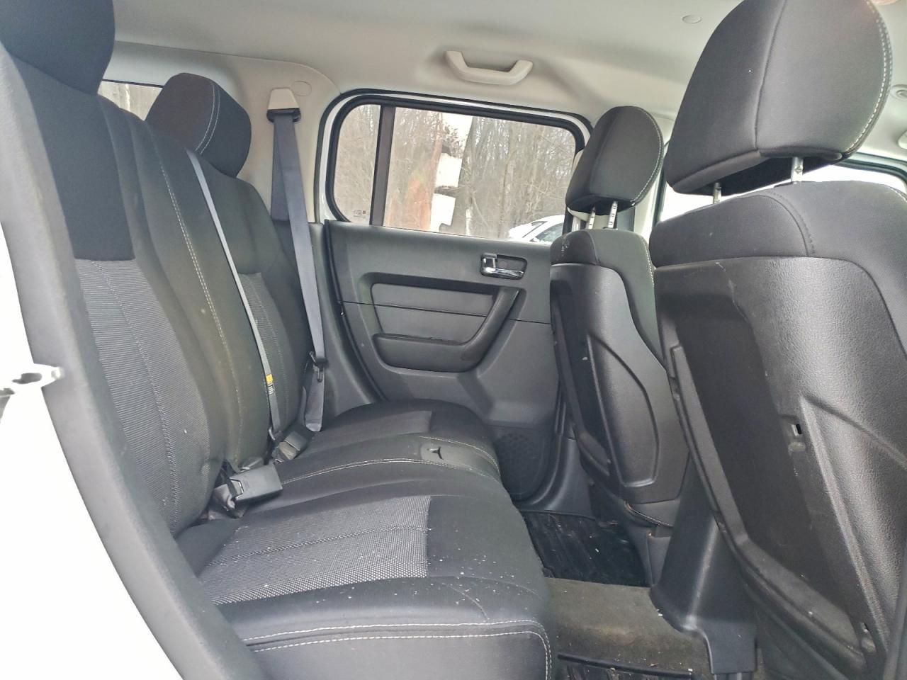2006 HUMMER H3 photo 10