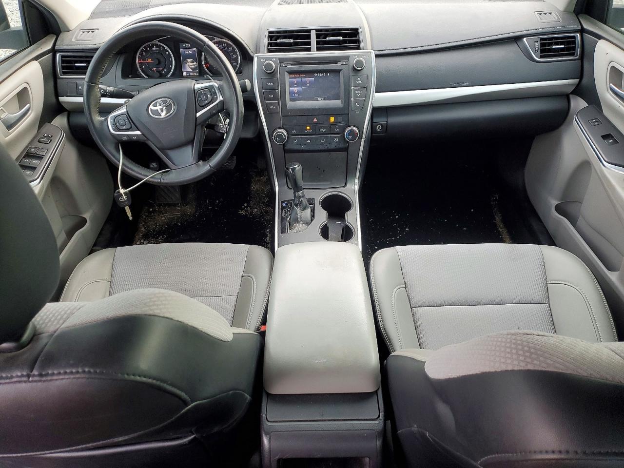 2017 TOYOTA CAMRY LE photo 15