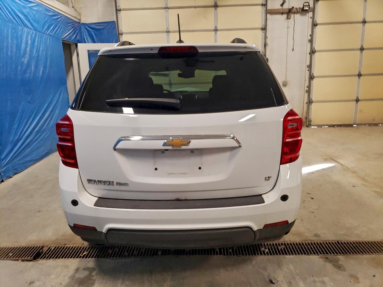 2017 CHEVROLET EQUINOX LT photo 6