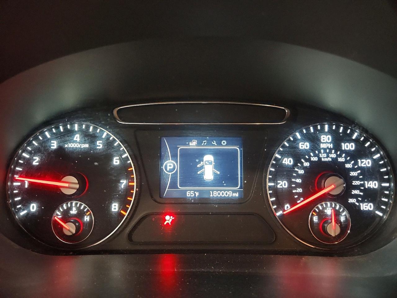 2016 KIA SORENTO LX photo 9