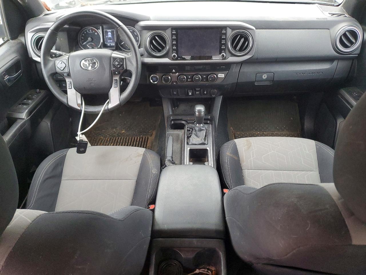 2021 TOYOTA TACOMA DOUBLE CAB photo 8