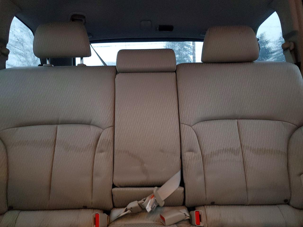 2012 SUBARU OUTBACK 2.5I PREMIUM photo 19