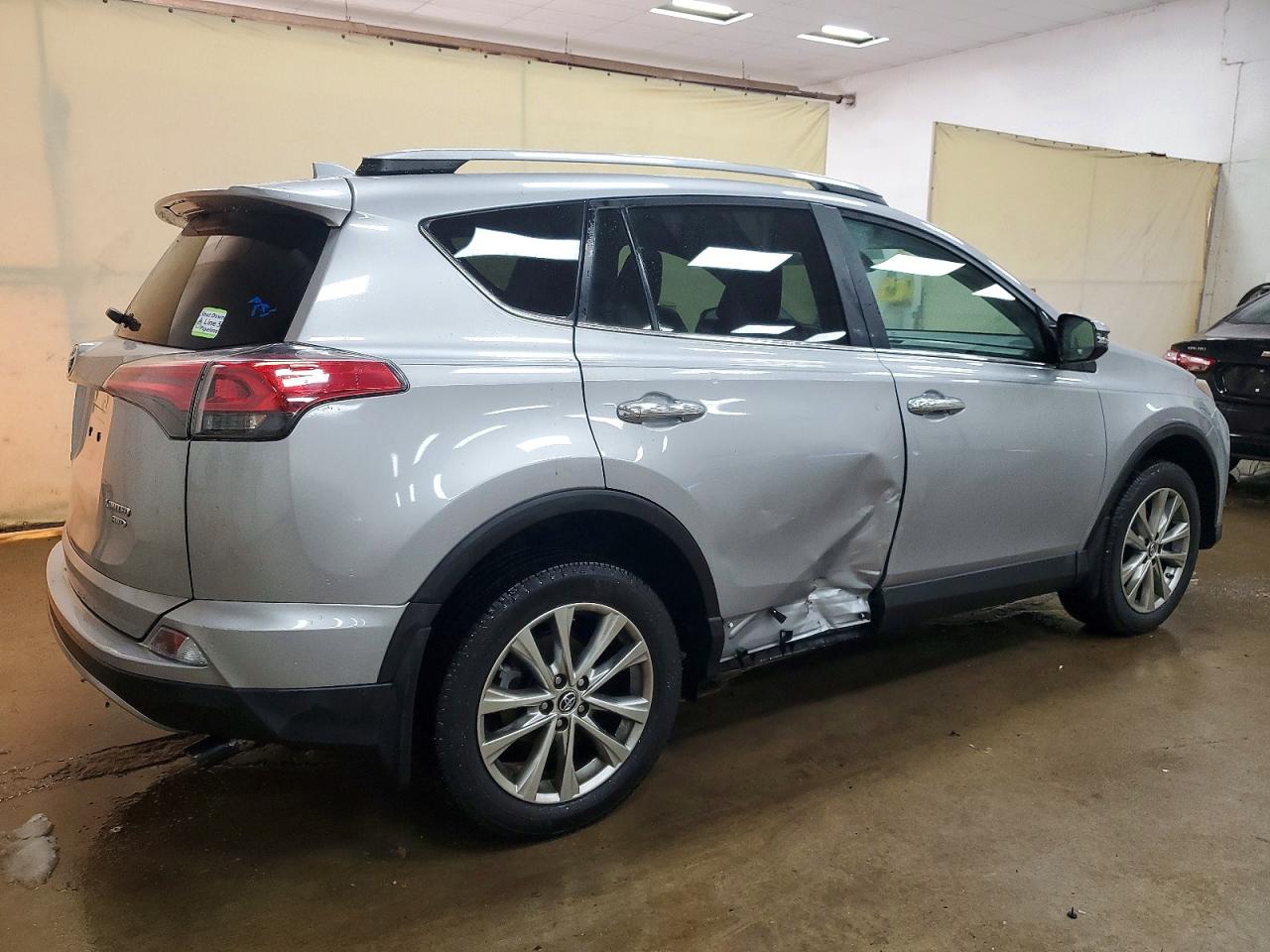 2017 TOYOTA RAV4 LIMITED photo 3