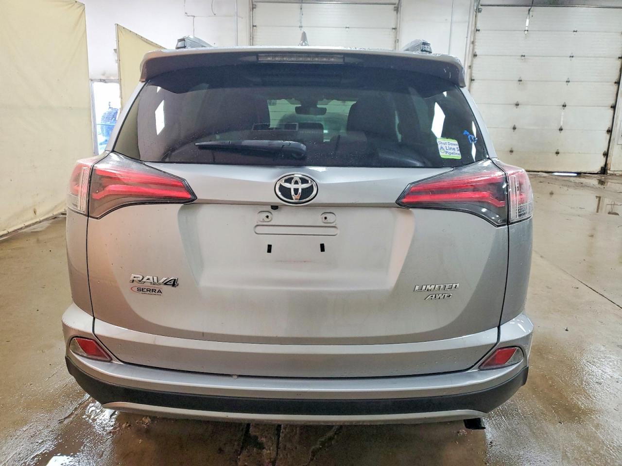 2017 TOYOTA RAV4 LIMITED photo 6
