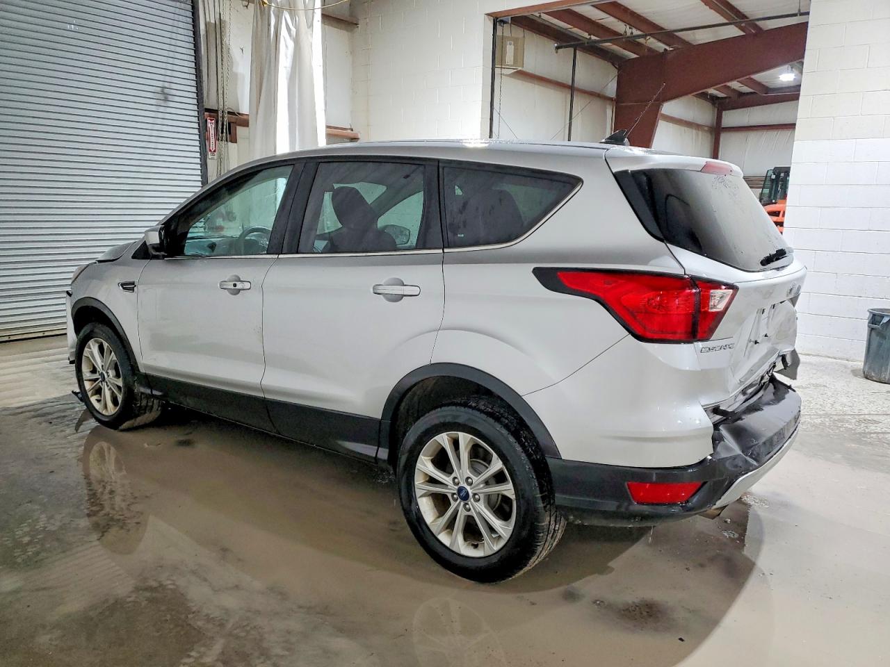 2019 FORD ESCAPE SE photo 3