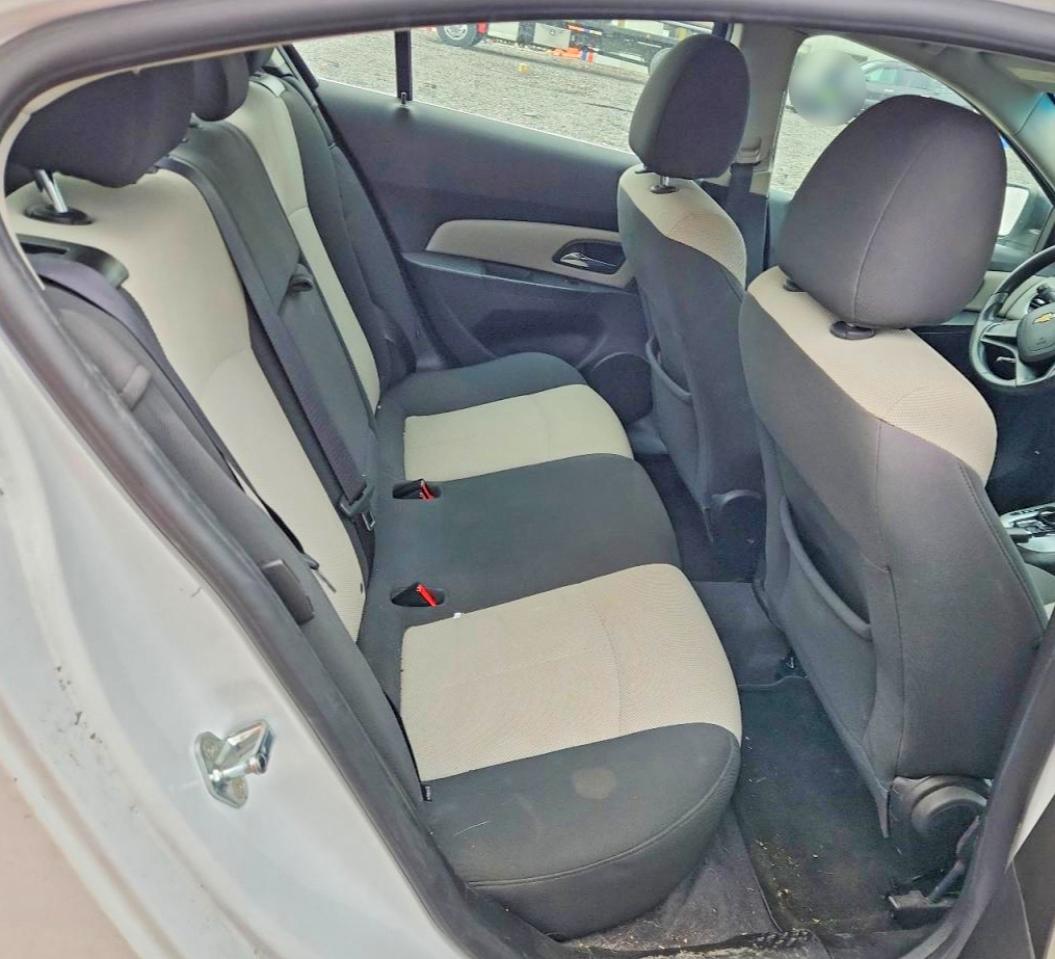 2011 CHEVROLET CRUZE LS photo 10