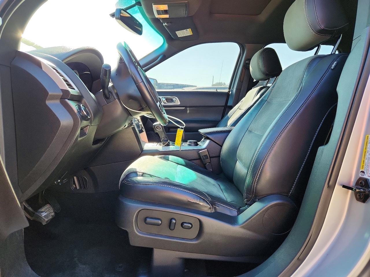 2015 FORD EXPLORER XLT photo 7