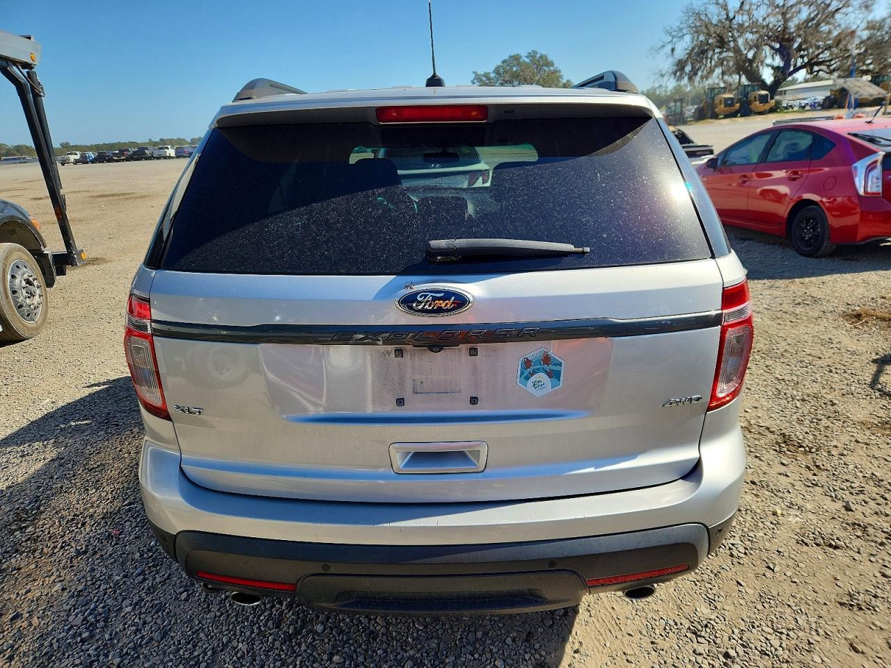 2015 FORD EXPLORER XLT photo 6