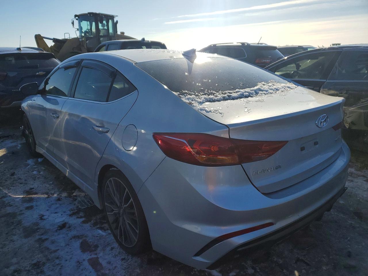 2018 HYUNDAI ELANTRA SPORT photo 2