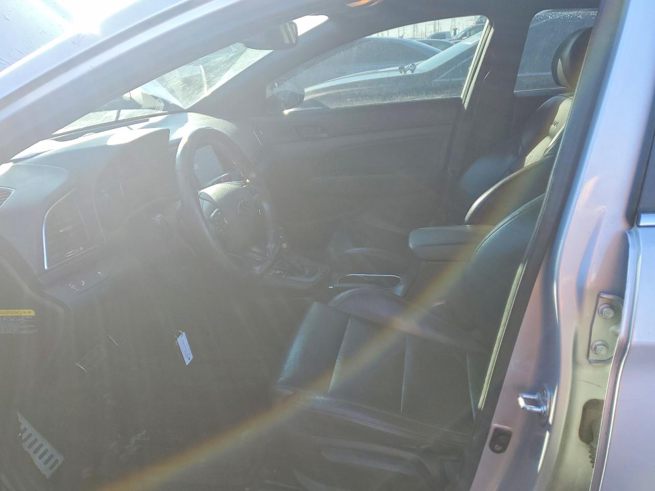 2018 HYUNDAI ELANTRA SPORT photo 7