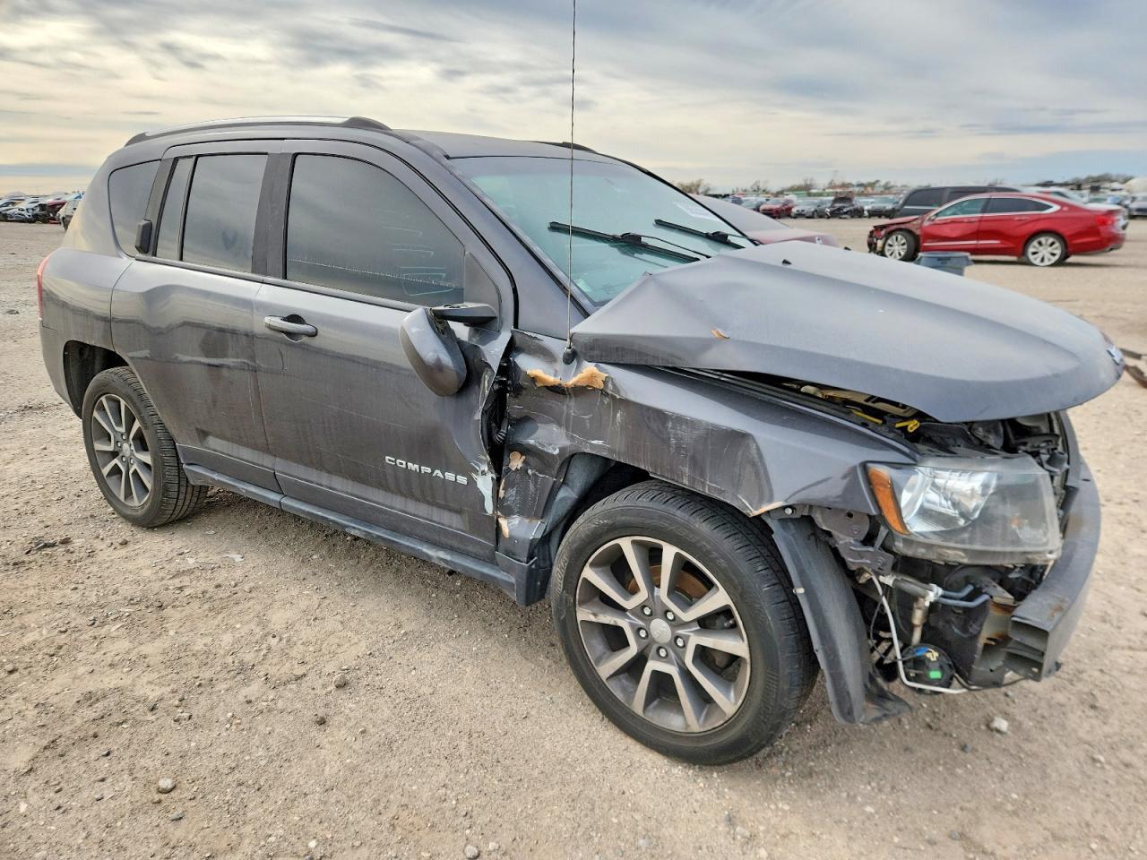 2017 JEEP COMPASS LATITUDE photo 4