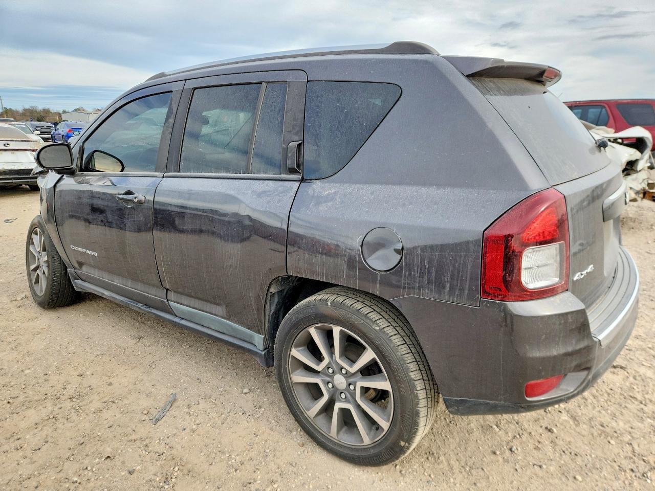 2017 JEEP COMPASS LATITUDE photo 2