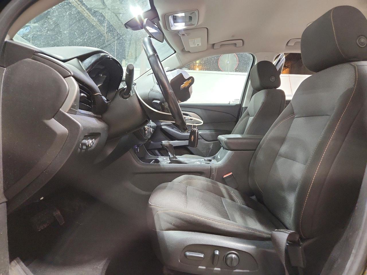 2020 CHEVROLET TRAVERSE LT photo 7