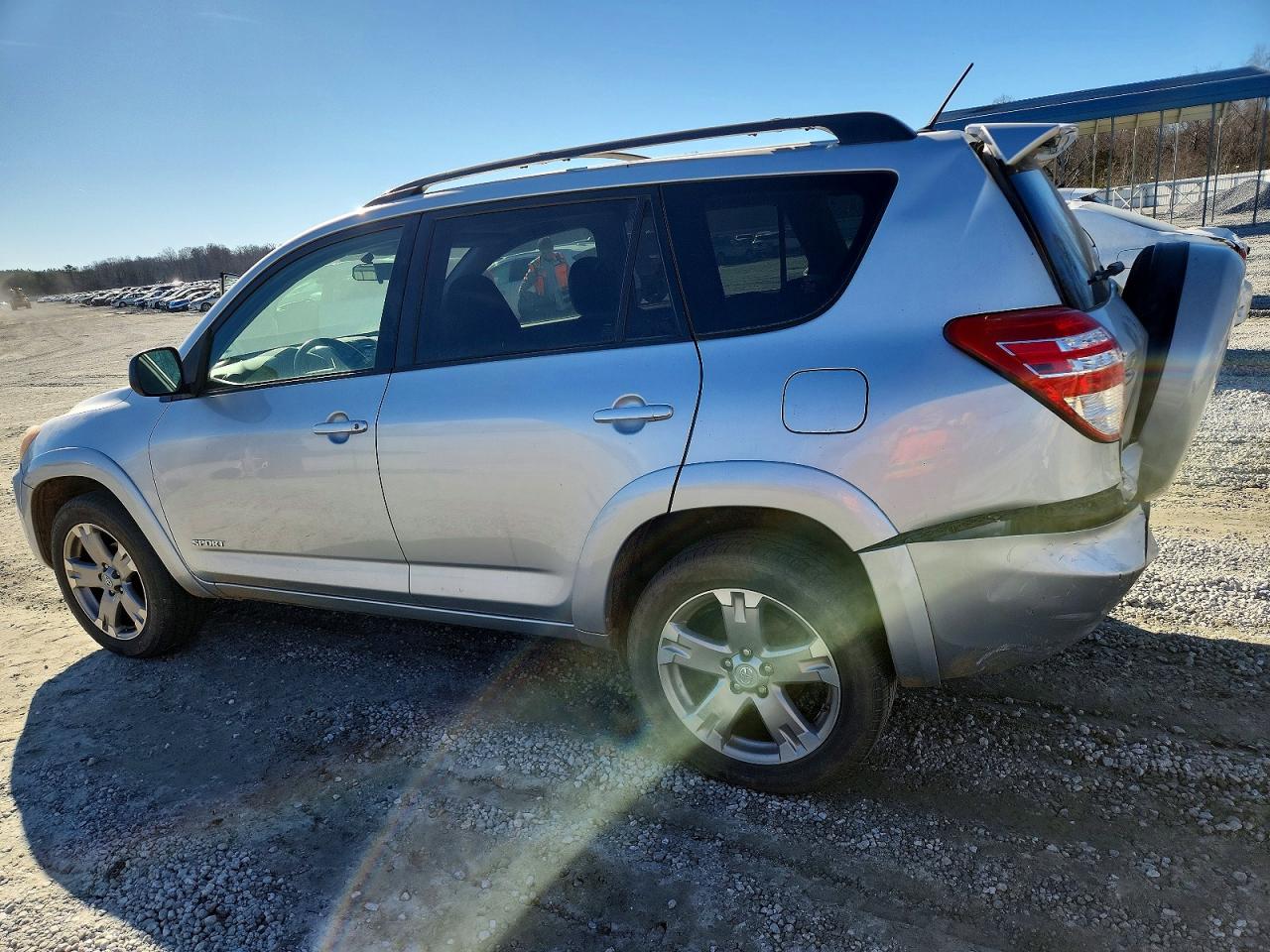 2009 TOYOTA RAV4 SPORT photo 2