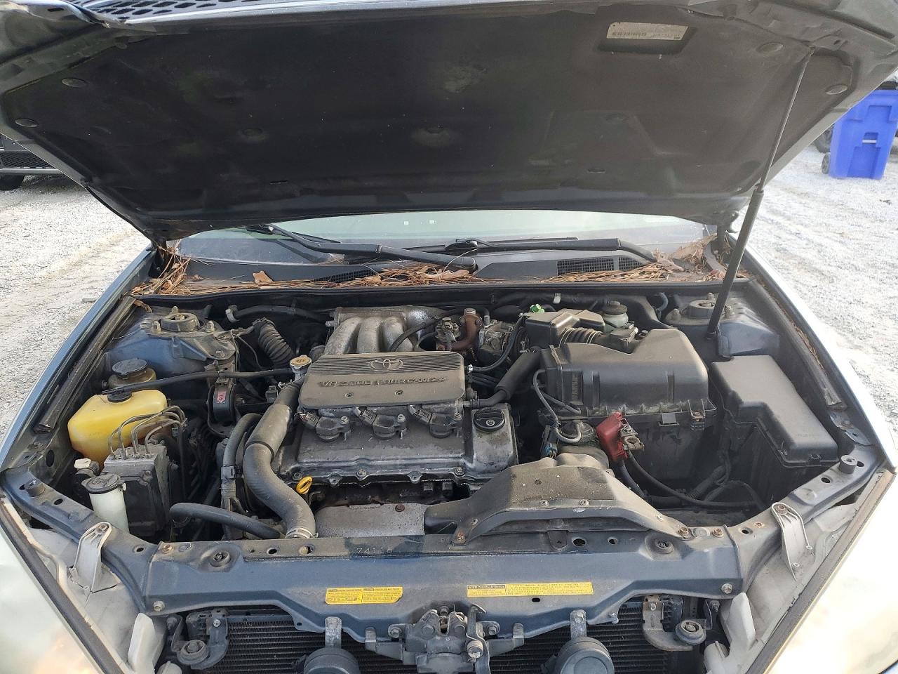 2002 TOYOTA CAMRY LE photo 11