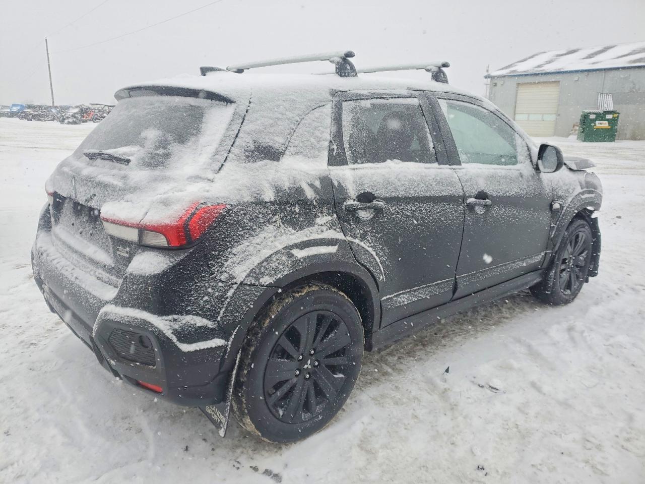 2024 MITSUBISHI OUTLANDER SPORT S/SE photo 3