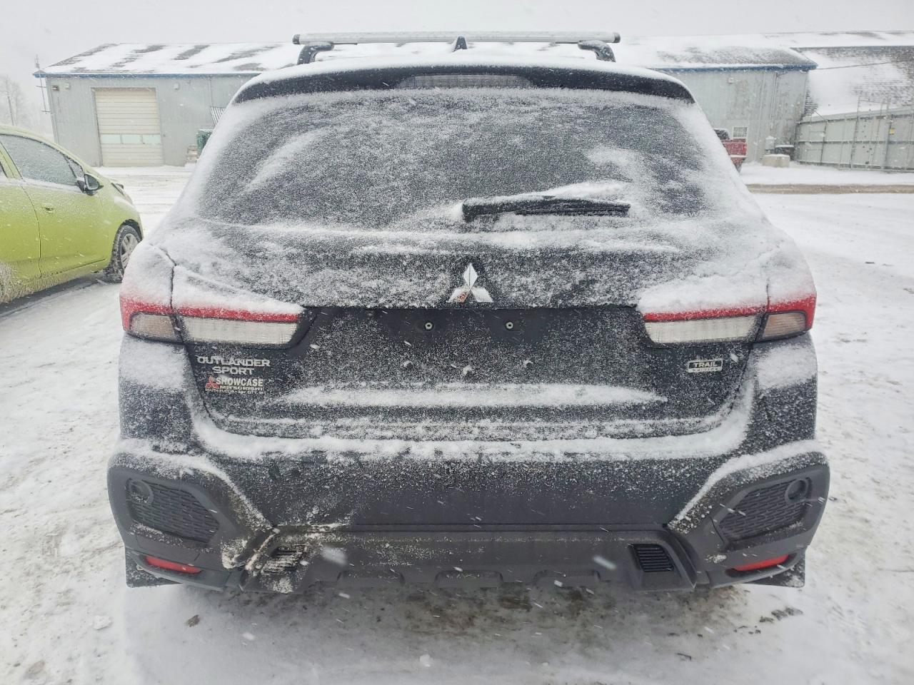 2024 MITSUBISHI OUTLANDER SPORT S/SE photo 6