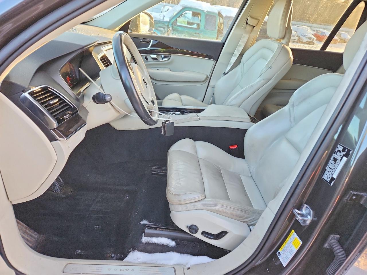 2018 VOLVO XC90 T6 photo 7