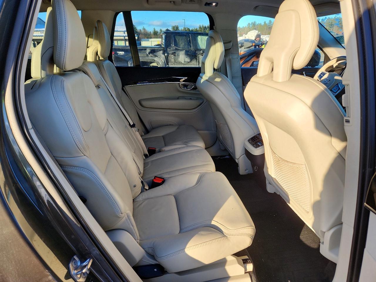 2018 VOLVO XC90 T6 photo 10