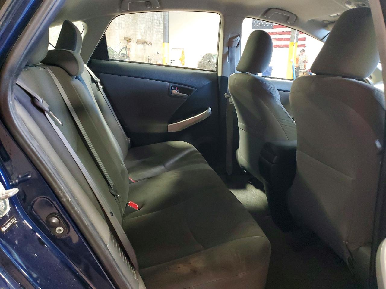 2012 TOYOTA PRIUS photo 28