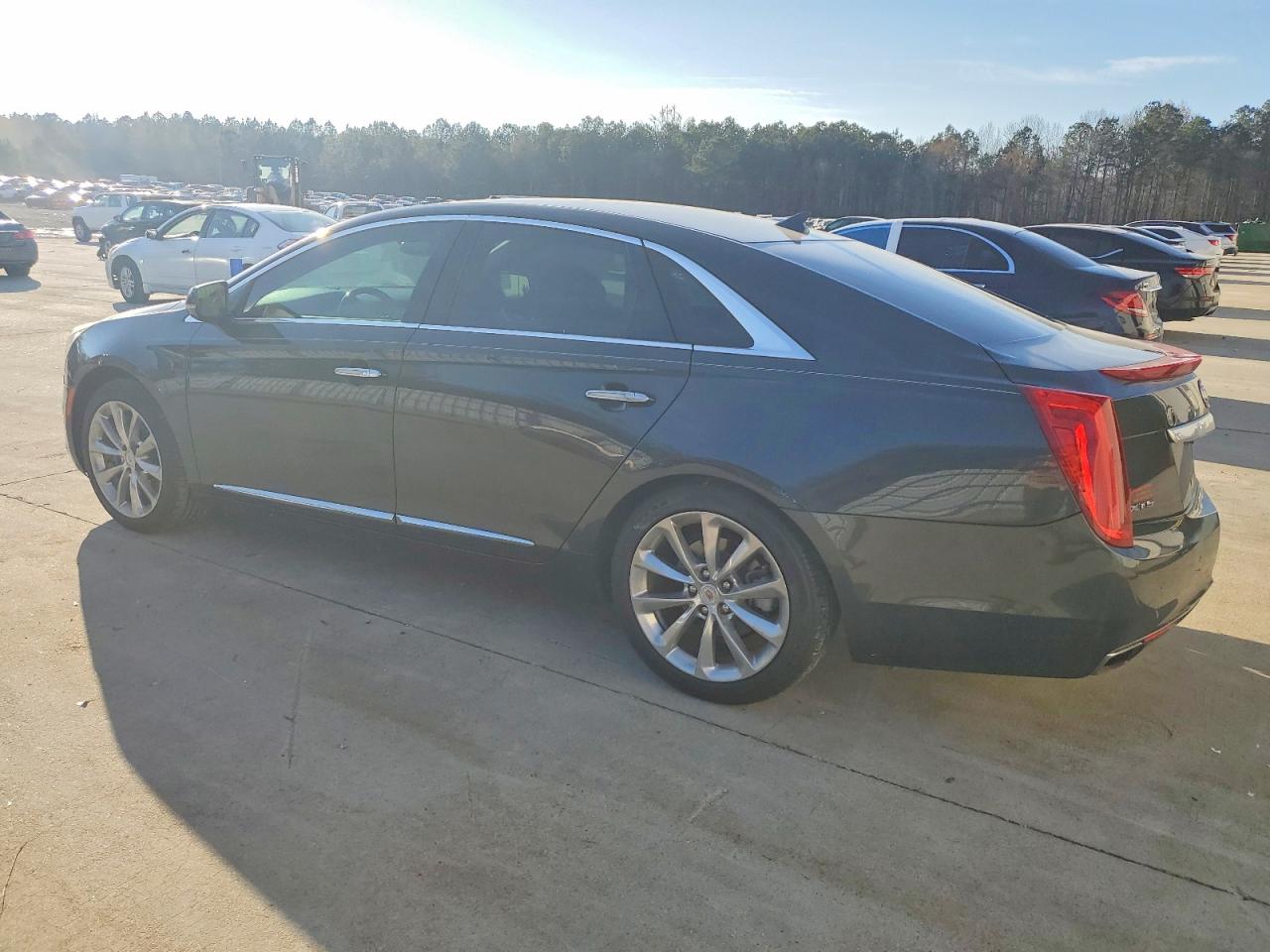 2014 CADILLAC XTS LUXURY COLLECTION photo 3