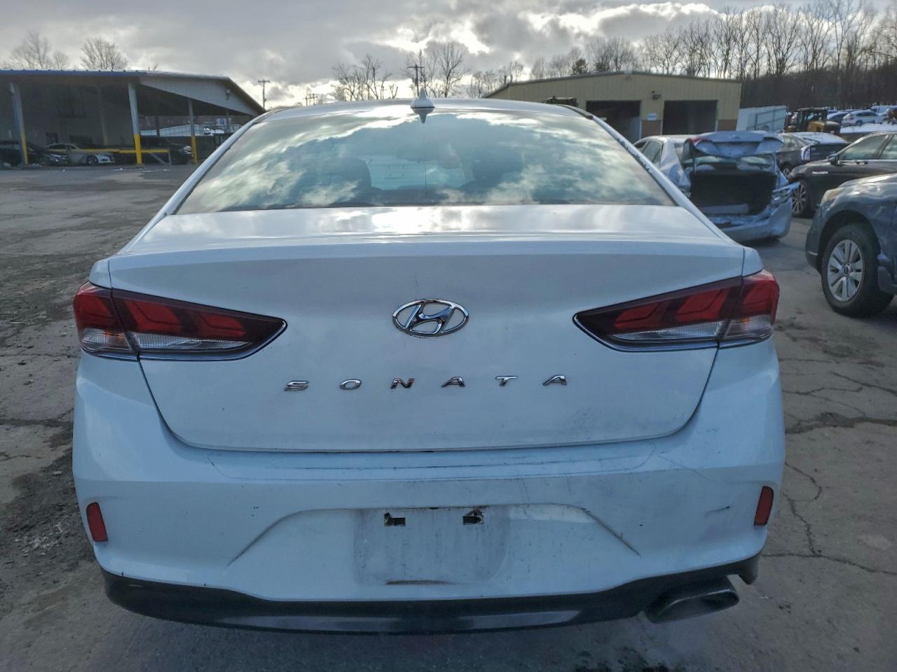 2018 HYUNDAI SONATA SPORT photo 6