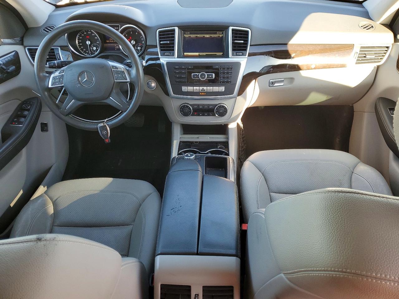 2015 MERCEDES-BENZ ML 350 4MATIC photo 8