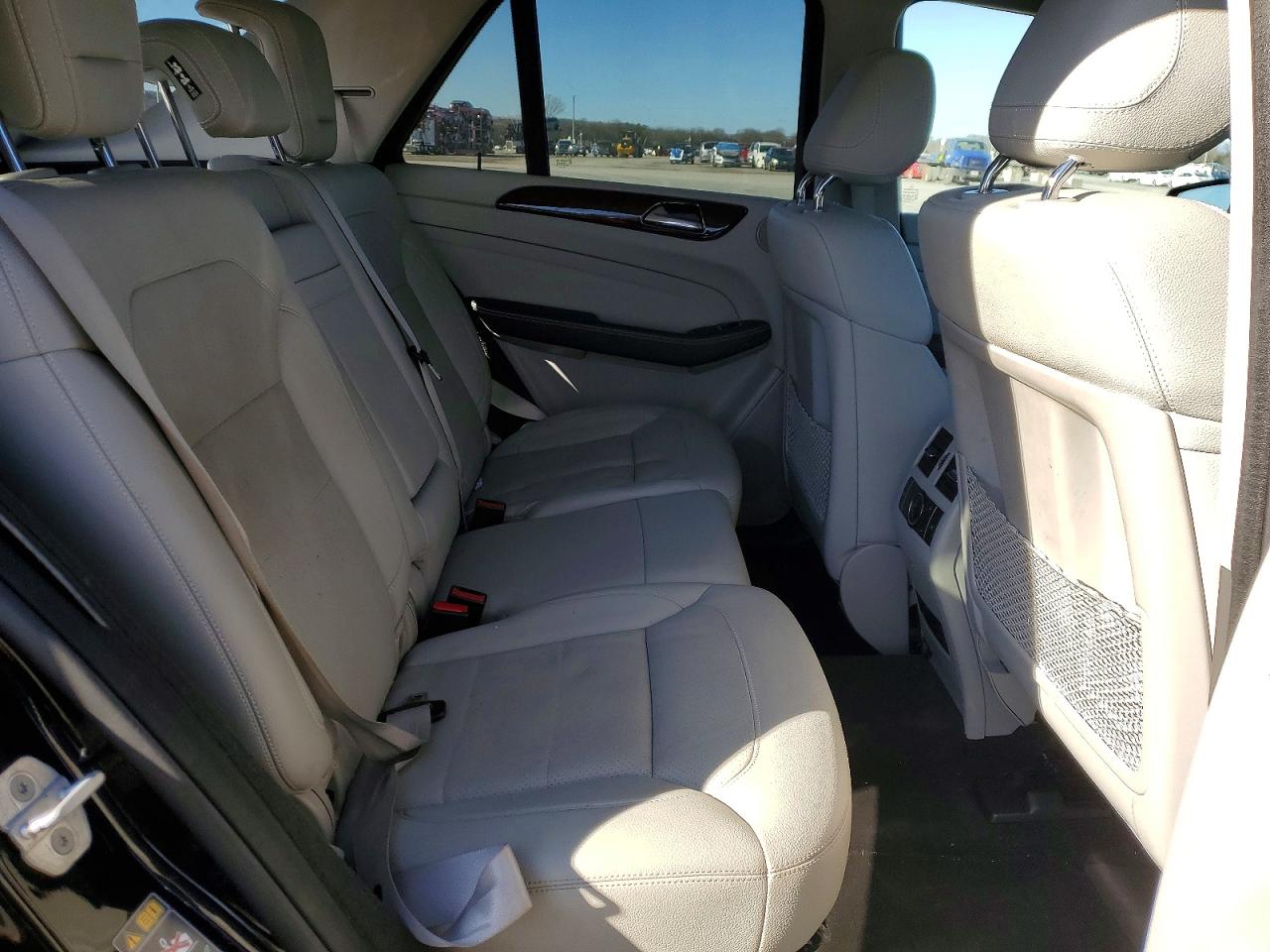 2015 MERCEDES-BENZ ML 350 4MATIC photo 11