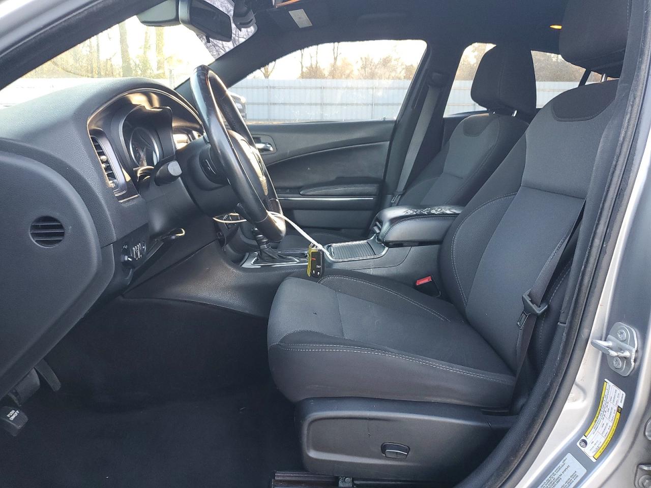 2016 DODGE CHARGER SE photo 7