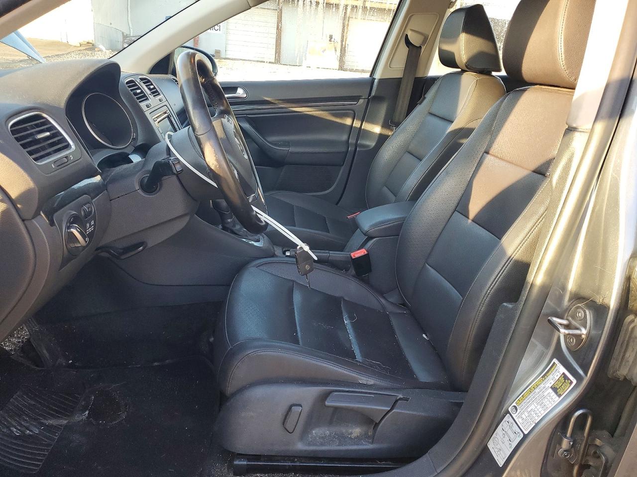 2011 VOLKSWAGEN JETTA TDI photo 7