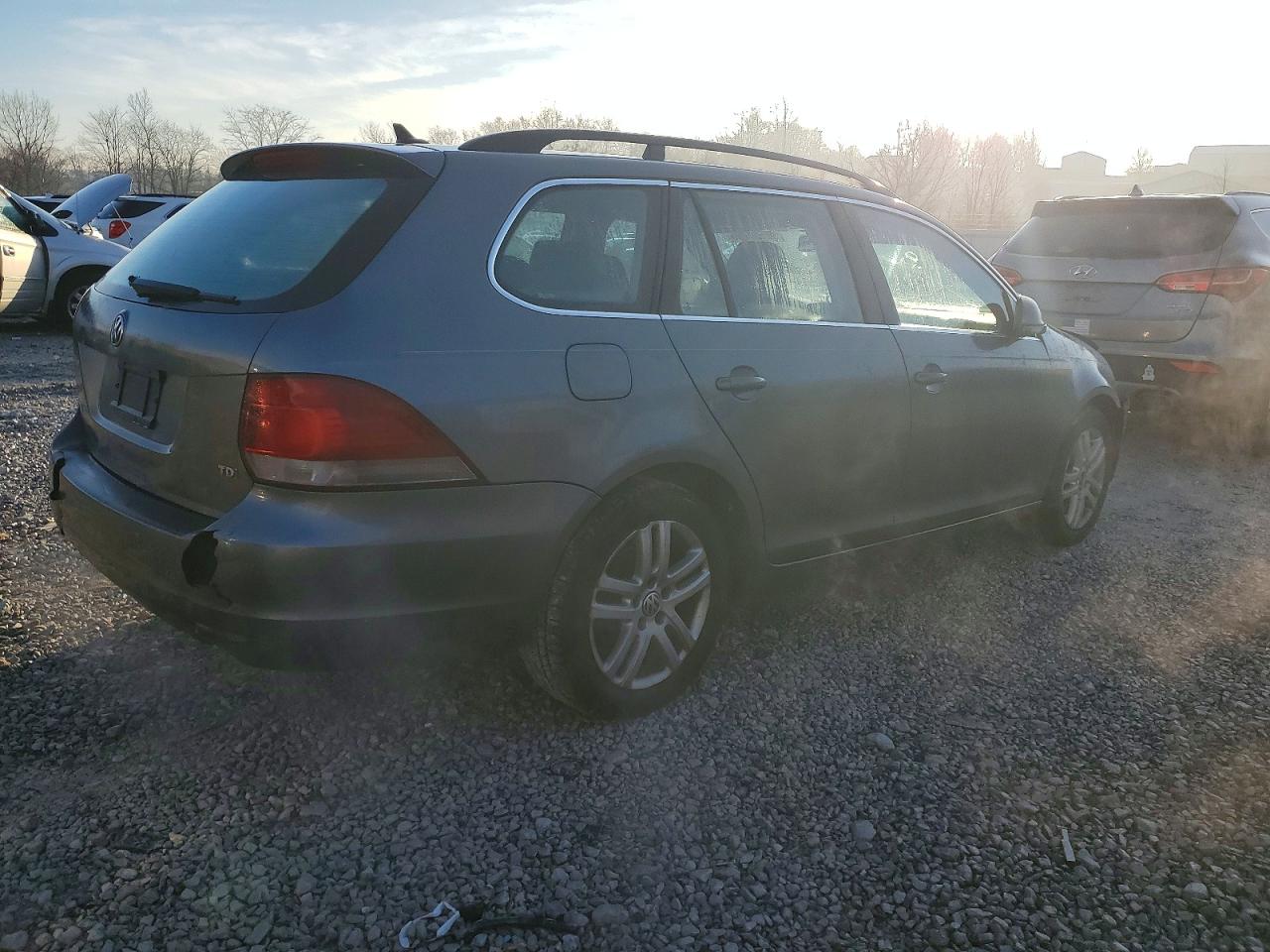 2011 VOLKSWAGEN JETTA TDI photo 3