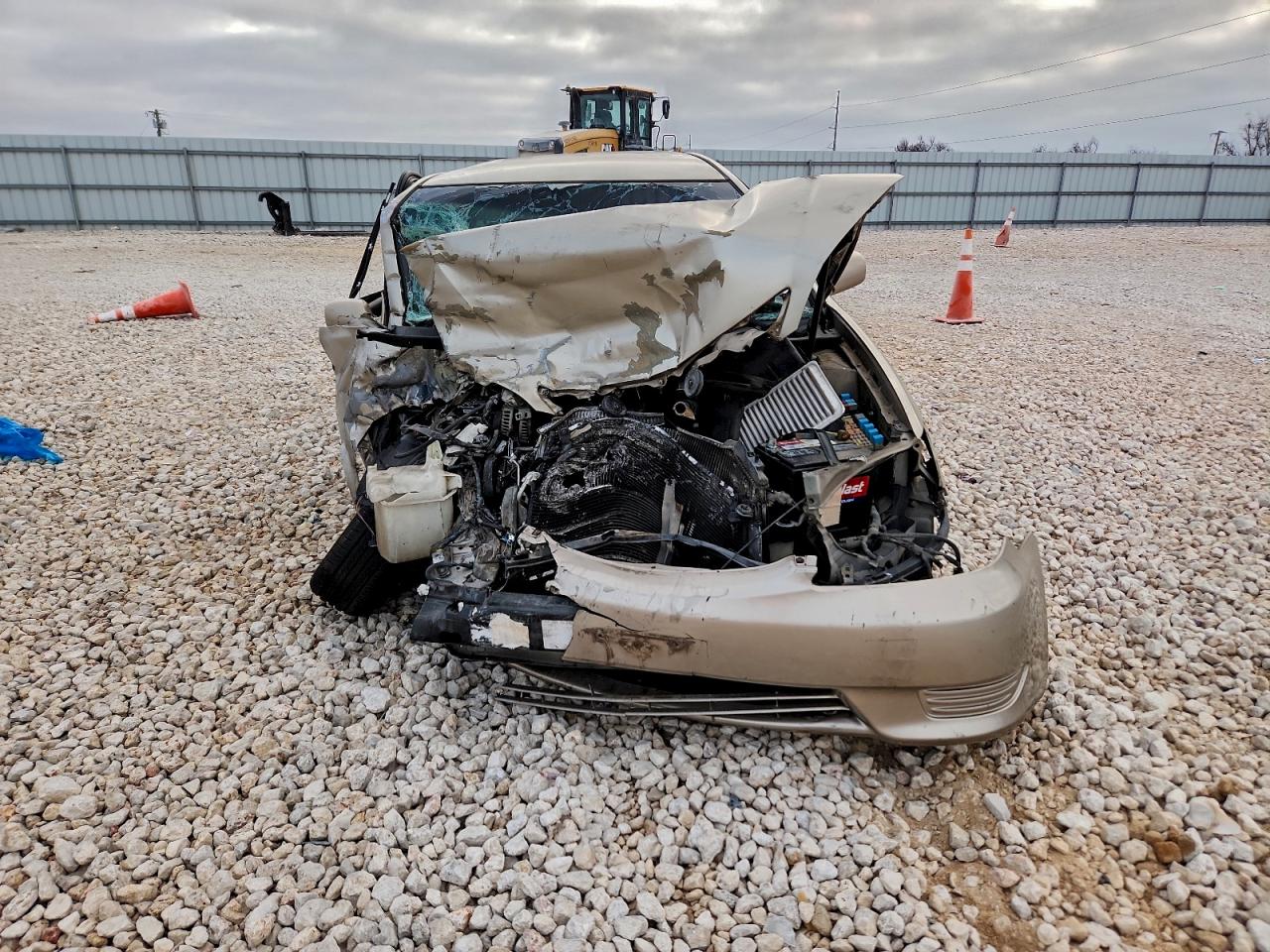 2006 TOYOTA CAMRY LE photo 5