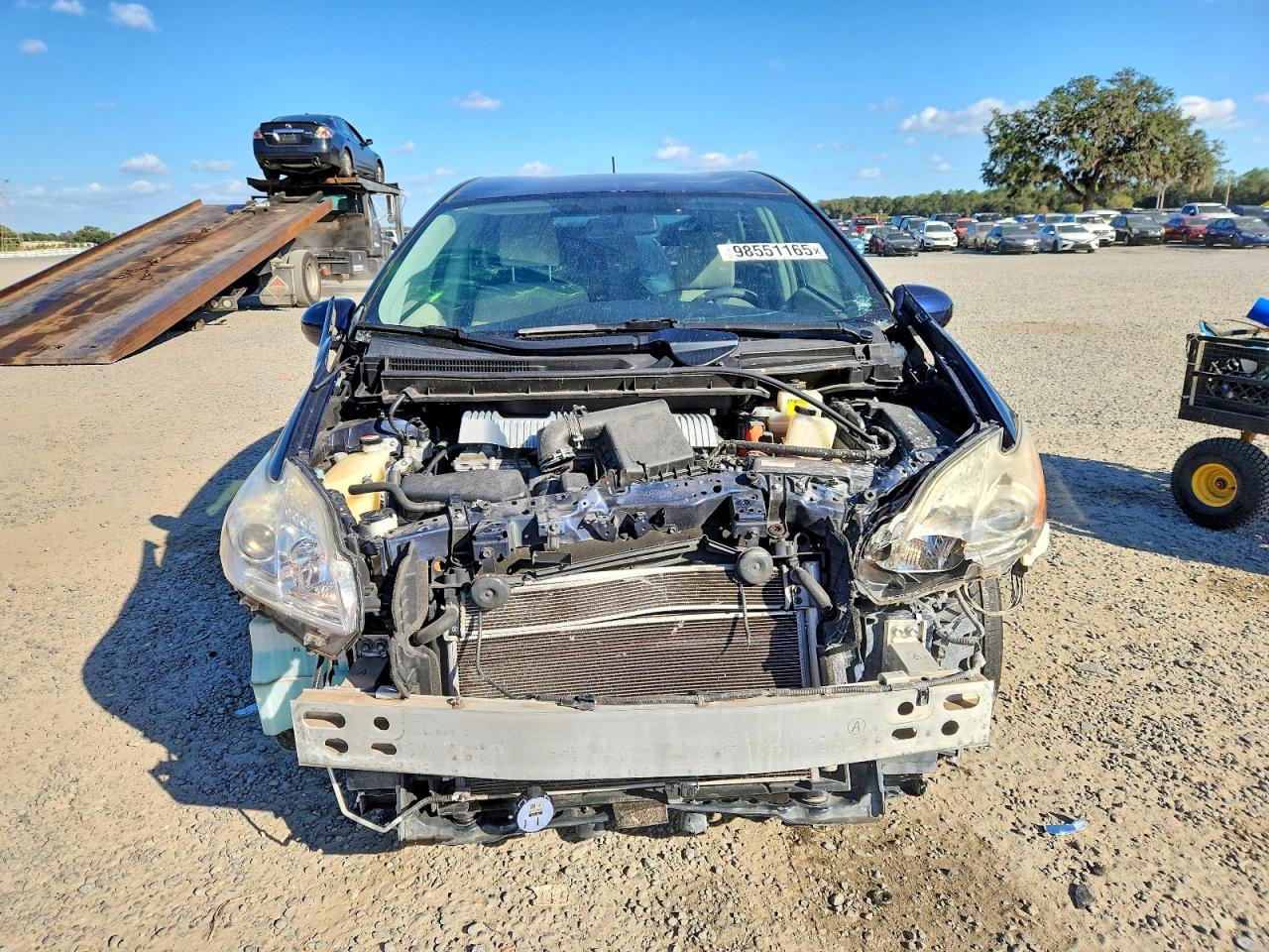 2015 TOYOTA PRIUS photo 5