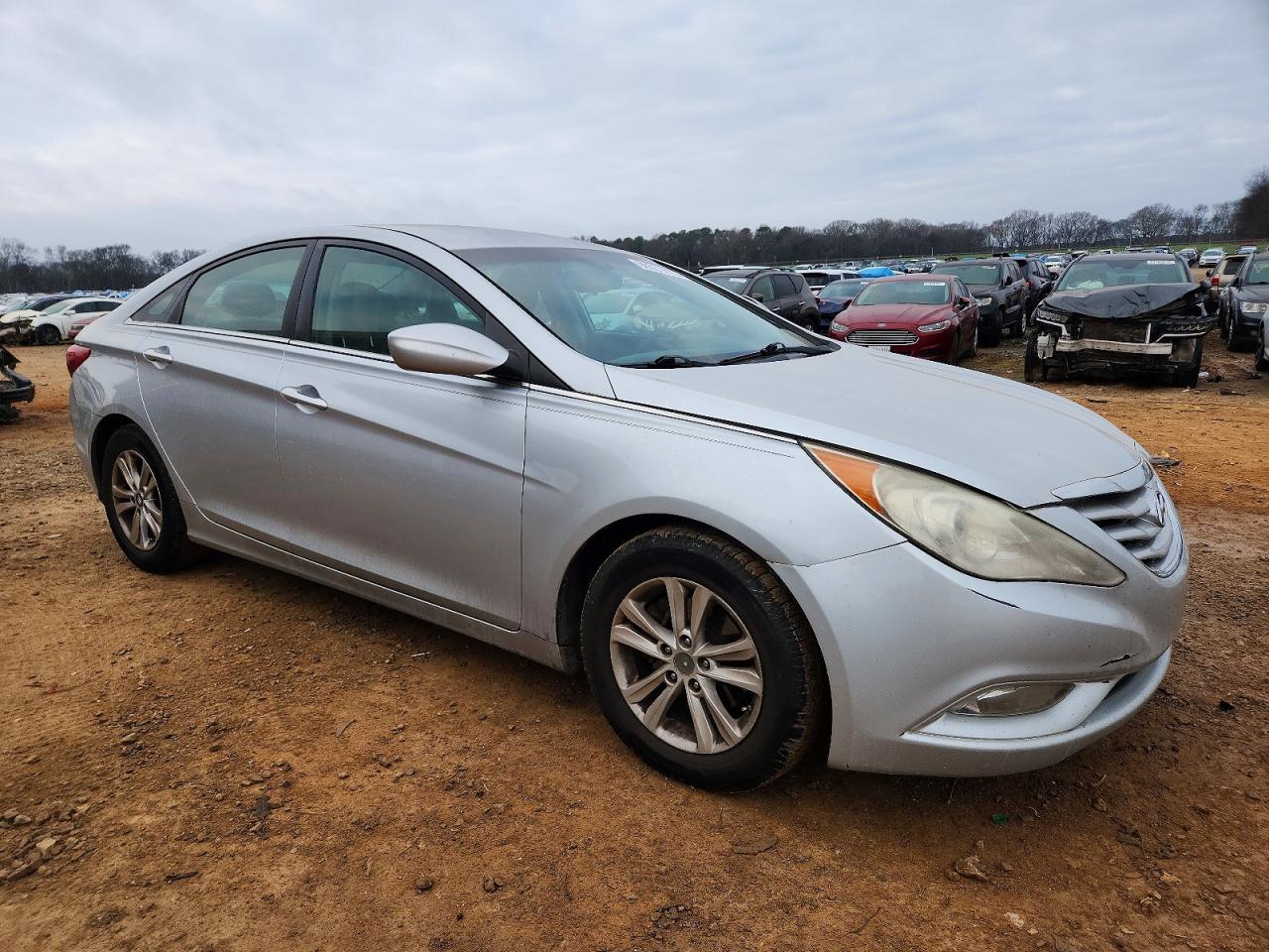 2013 HYUNDAI SONATA GLS photo 4